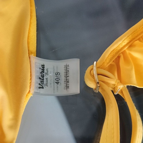 Valeria Beach Bum bikini new, size Small, yellow