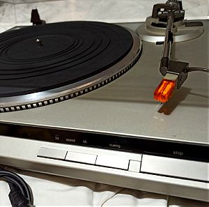 Technics  SL-QD22 Direct Drive Automatic Turntable Quartz Vinyl LP Player