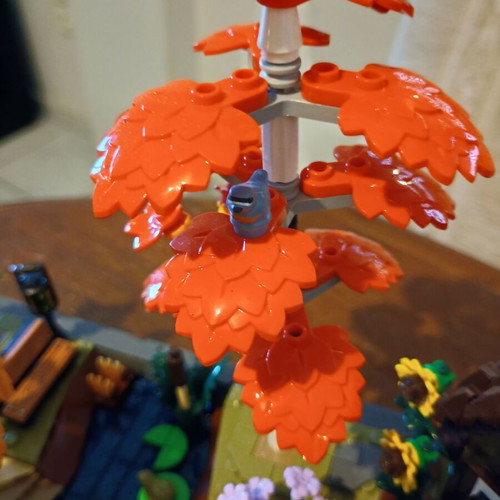Lego Autumn Cottage Garden used, detailed fall landscape set