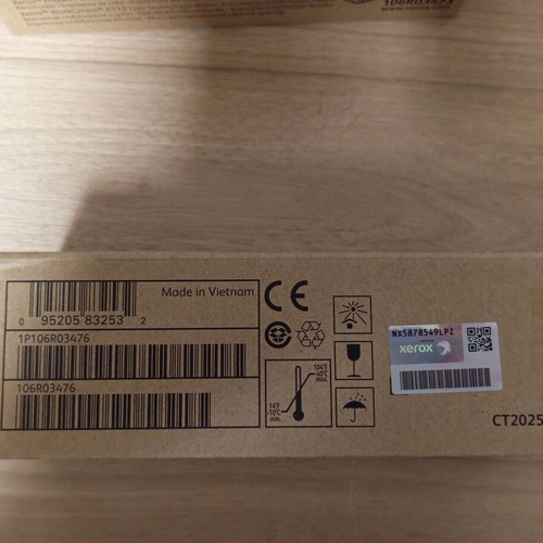Xerox 106R03476 Laser Toner Black New 2500 Pages