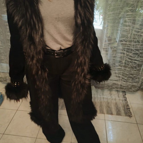 Black Anonima coat with fur and studs like new, size Medium