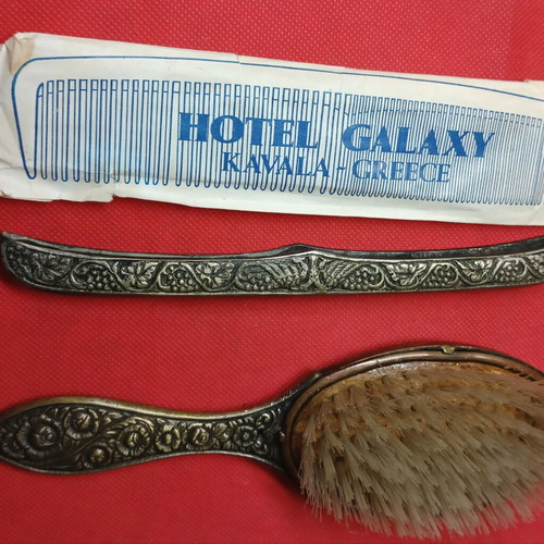 Vintage bronze hairbrush and comb set like new with Galaxy Hotel comb
