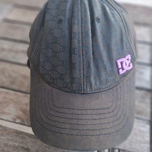Dolce Gabbana hat like new, gray and beige size M