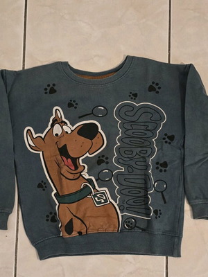 Children's sweatshirt used, size 128 cm