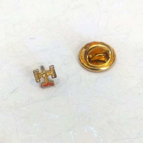 Masonic lapel pin brass gold plated with enamel new