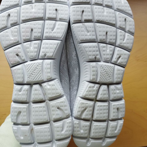 Skechers sneakers size 41 used, white sports shoes
