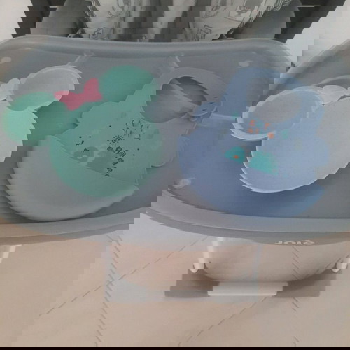 Καρεκλάκι φαγητού Joie με ρυθμιζόμενη πλάτη σαν καινούργιο