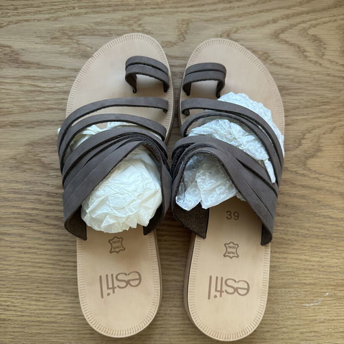 Khaki sandals like new, size 39, strappy style