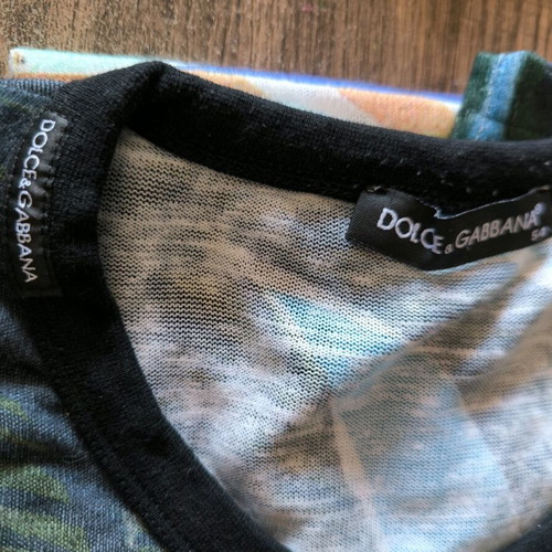 Dolce & Gabbana T-shirt like new, multicolor, size 54