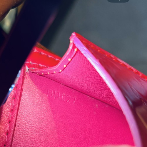 Louis Vuitton Mott Vernis shoulder bag like new, fuchsia