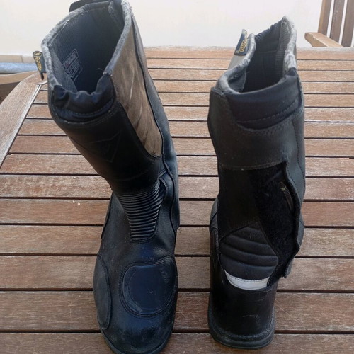 Μπότες μηχανής Dainese νούμερο 43 σαν καινούργιες