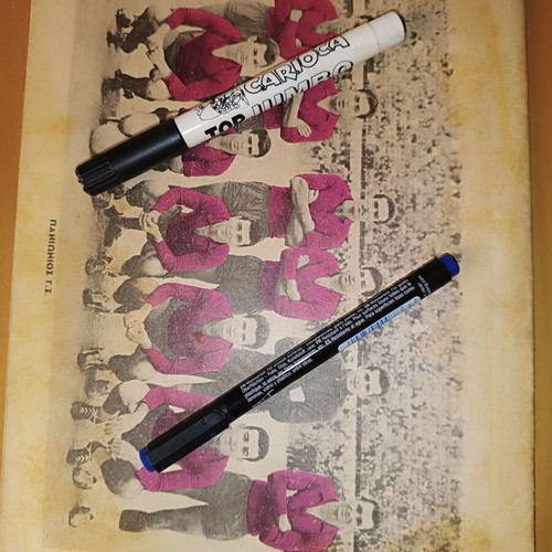 Athlitika Chronika magazine issue 43 used with Olympiakos poster