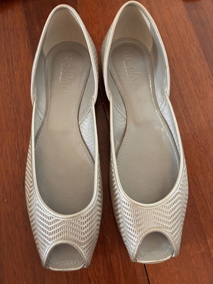 Hogan ballerinas size 37.5 like new, silver