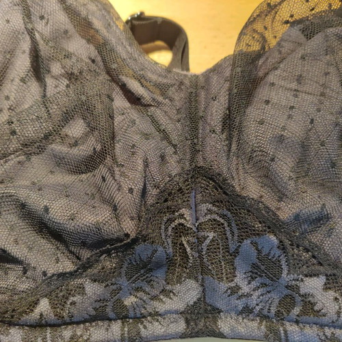 Triumph lingerie new, size 85F, black with purple details