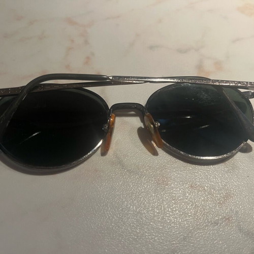 Byblos classic sunglasses like new, model 593 3121, black and grey
