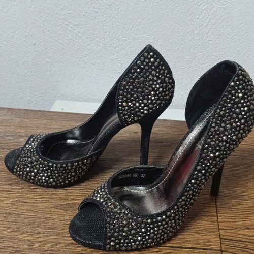 Heels with rhinestones size 37 black like new