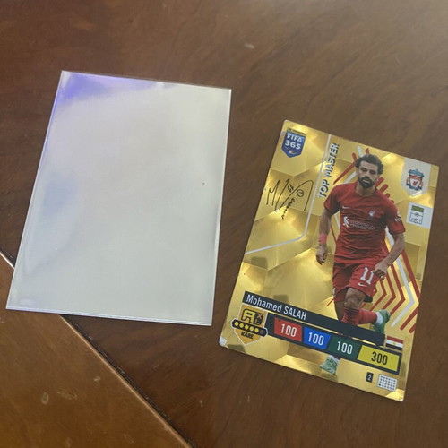 Panini FIFA 365 Adrenalyn XL κάρτα Salah με υπογραφή σε θήκη