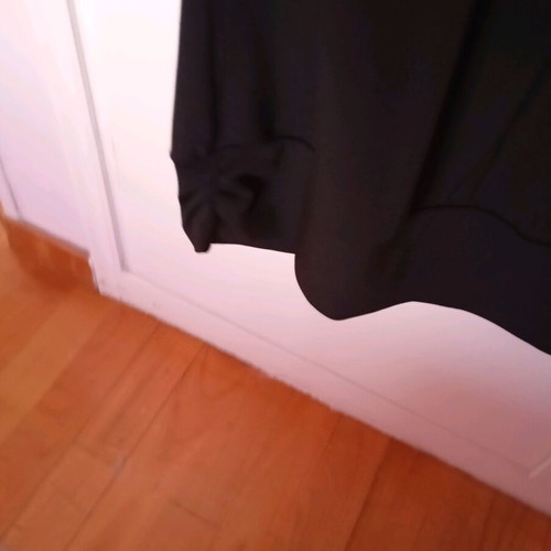 Black elastic off-shoulder blouse like new, size M