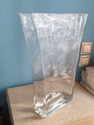 Голяма прозрачна стъклена ваза 40 см нова
