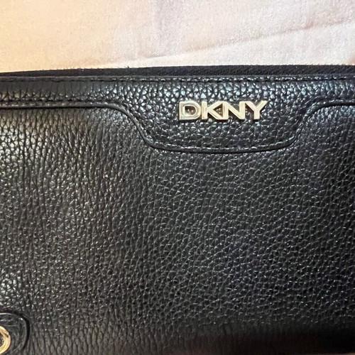 DKNY women's wallet new, black with multiple compartments