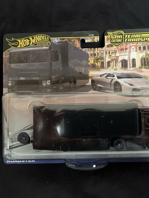 Hot Wheels Team Transport Lamborghini Reventon Roadster new sealed