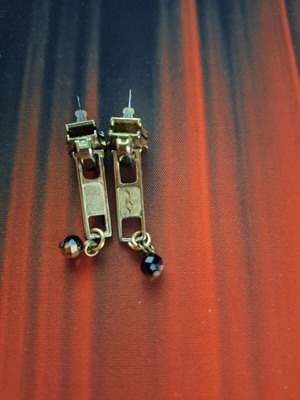 Earrings new zipper design