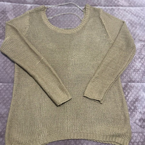 Mustard knitted blouse with chain on back like new, S/M