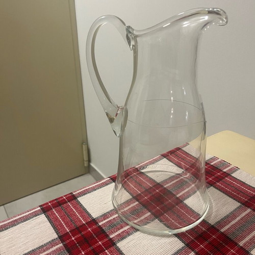 Crystal pitcher used for water with nice design