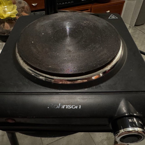 Rohnson single cooking hotplate used with rust marks