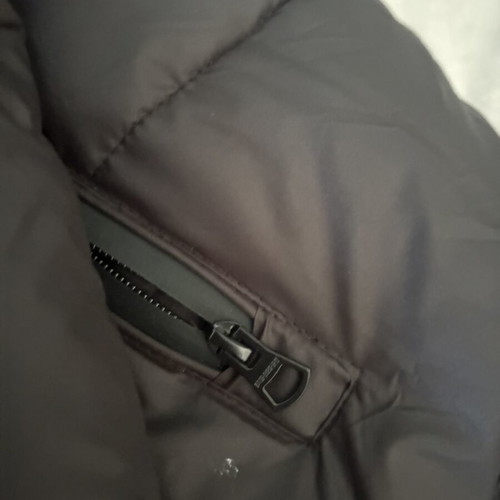 Burberry puffer jacket 2 in 1 black, brand new, size L