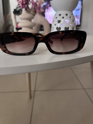 Sunglasses, brown