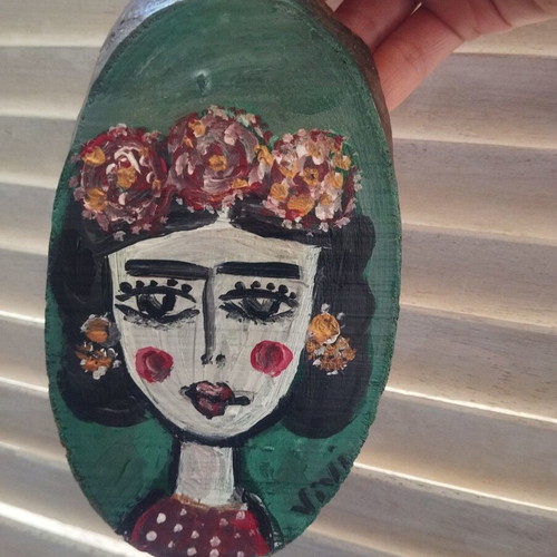 Wood painting of Frida face, hanging decoration