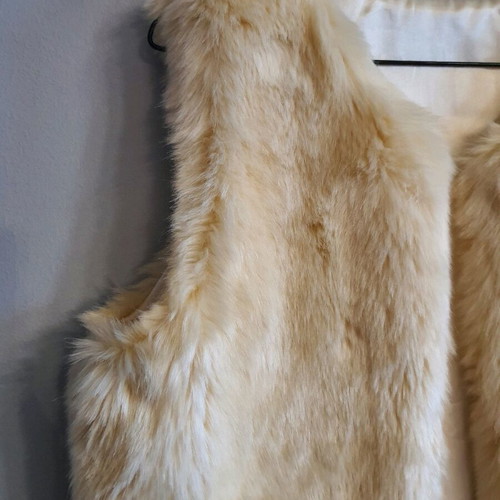 Faux fur vest like new, beige, size L