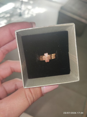 Ring with Four-Leaf Clover Design New, Pink Gold Tone