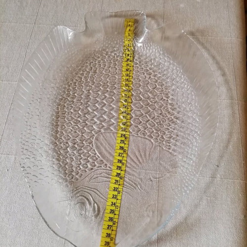Glass serving platter like new large fish-shaped