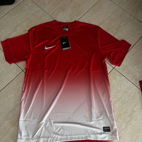 Nike authentic training shirt, red and white, size L