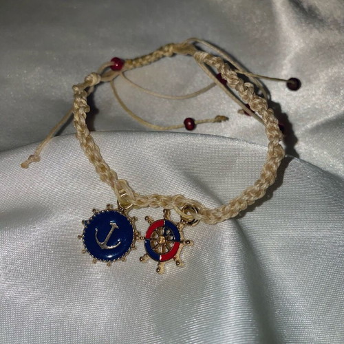 Macrame handmade bracelet like new, beige and blue
