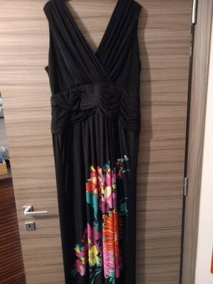 Teatro maxi dress new, black with floral print, size 48