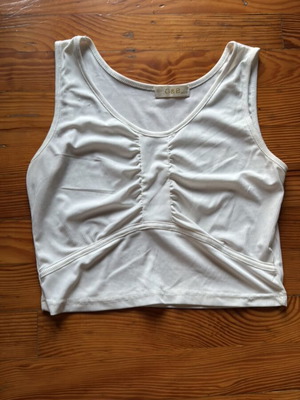 White summer crop top cotton size M like new