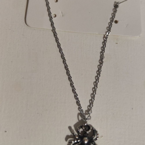 Spider Necklace made of stainless steel new with chain