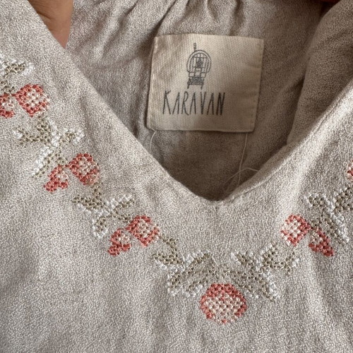 Karavan T-shirt with Open Back like new, beige