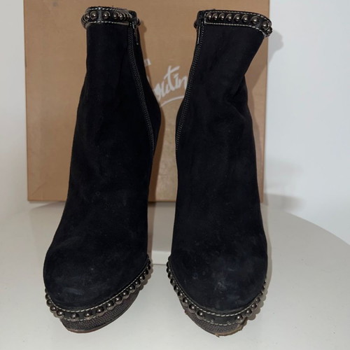 Παπούτσια Christian Louboutin μεταχειρισμένα, νούμερο 38,5, τακούνι 14cm, μαύρα