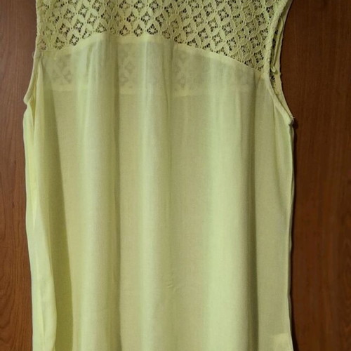 Tshirt Bill Cost like new, yellow, size M