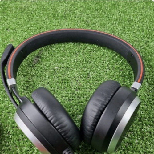 Jabra Evolve 40 like new, set of 2 with pocket