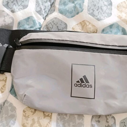 Adidas running waist bag like new, black and silver