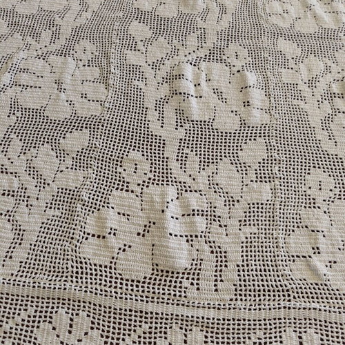 Knitted handmade blanket used 200x200