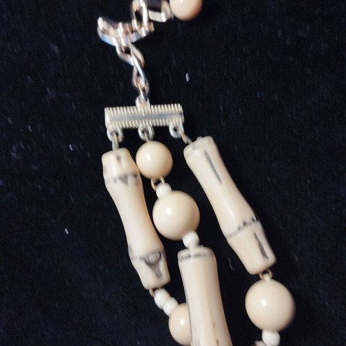 Beige necklace used