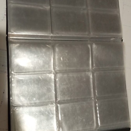 MTG Card Binder with 90 Slots like new