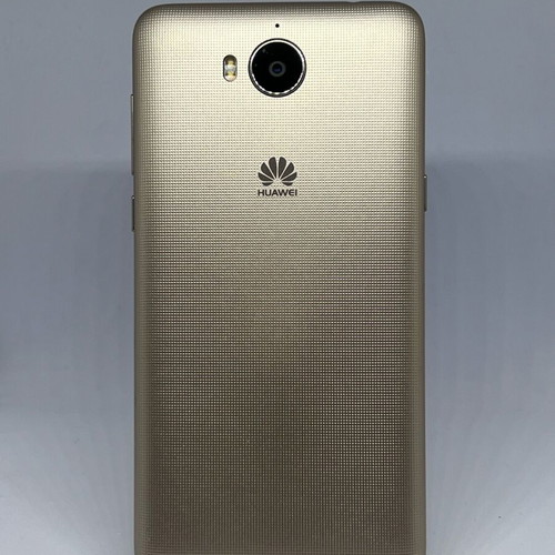 Huawei Y6 (2017) μεταχειρισμένο smartphone με φορτιστή