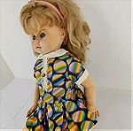  Κούκλα με κόκκαλο και φόρεμα εποχής 1980